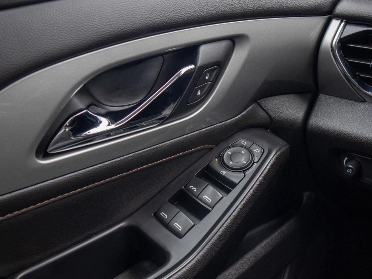 2021 Chevrolet Traverse RS - Rear Park Assist W/ Audible Warning Photo