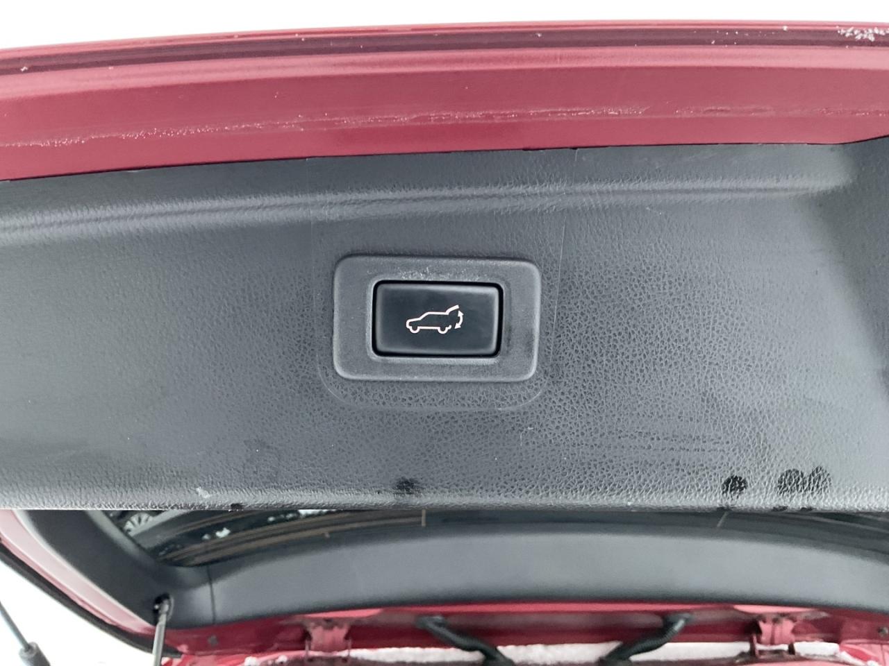 2019 Subaru Outback 2.5i Touring W/ Eye Sight - ALLOYS! BACK-UP CAM! B Photo