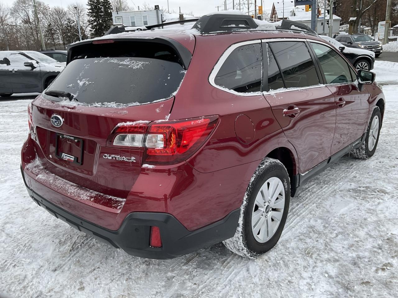 2019 Subaru Outback 2.5i Touring W/ Eye Sight - ALLOYS! BACK-UP CAM! B Photo