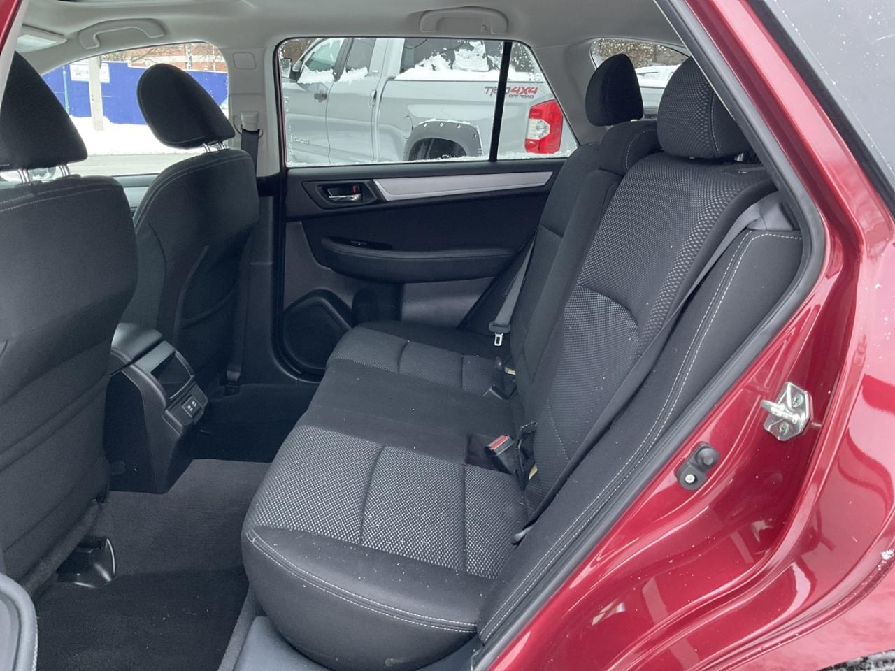 2019 Subaru Outback 2.5i Touring W/ Eye Sight - ALLOYS! BACK-UP CAM! B Photo