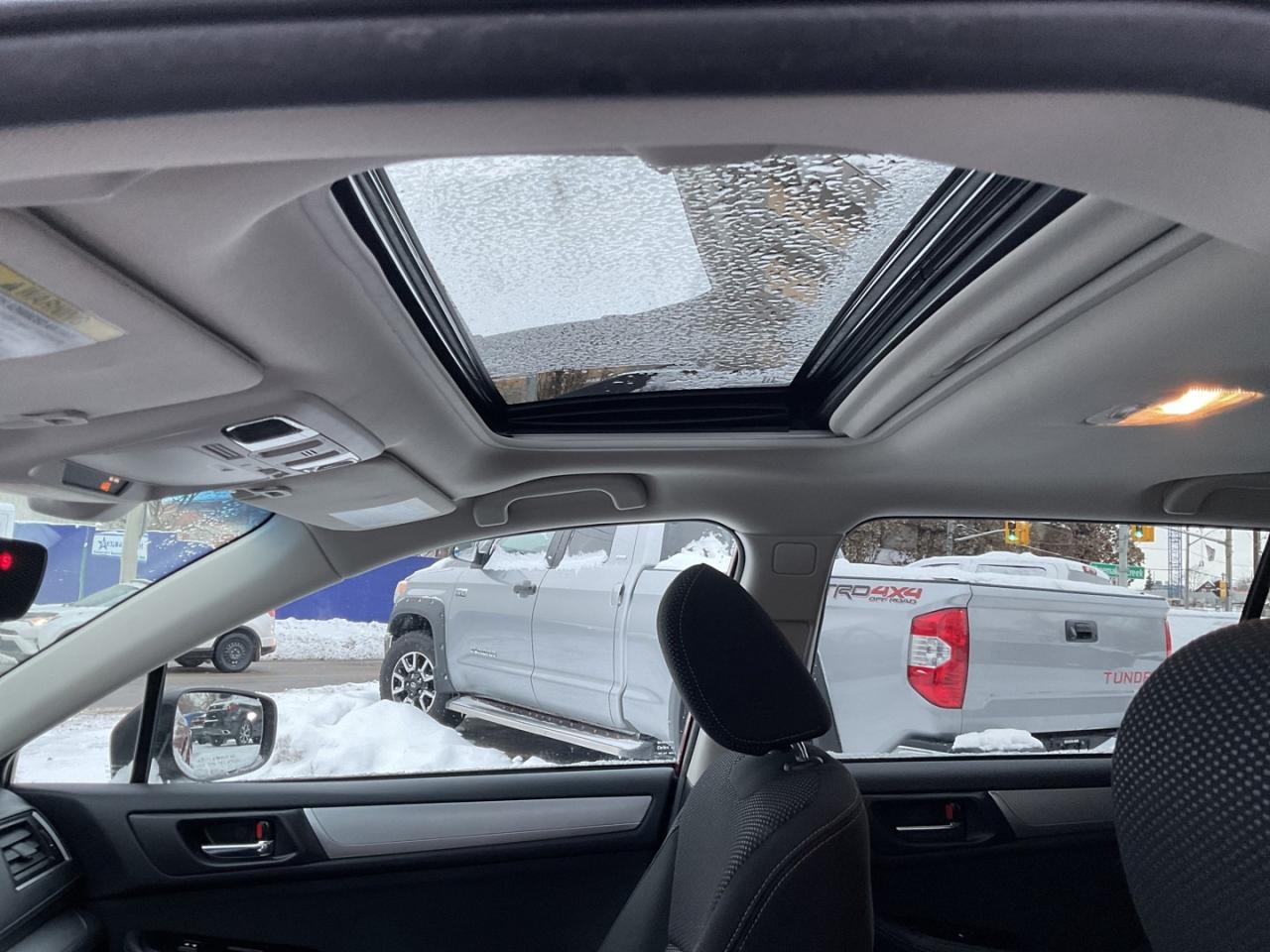 2019 Subaru Outback 2.5i Touring W/ Eye Sight - ALLOYS! BACK-UP CAM! B Photo