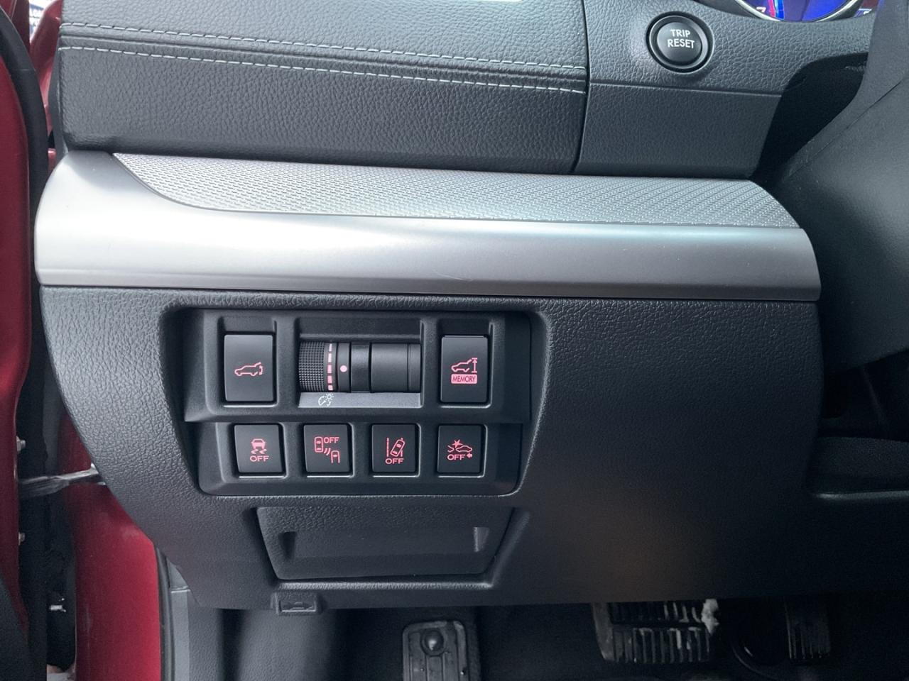 2019 Subaru Outback 2.5i Touring W/ Eye Sight - ALLOYS! BACK-UP CAM! B Photo