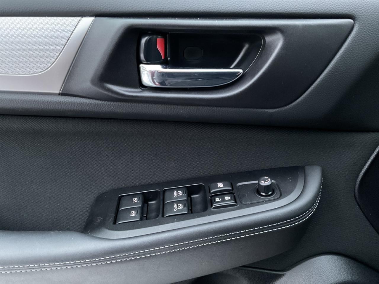 2019 Subaru Outback 2.5i Touring W/ Eye Sight - ALLOYS! BACK-UP CAM! B Photo