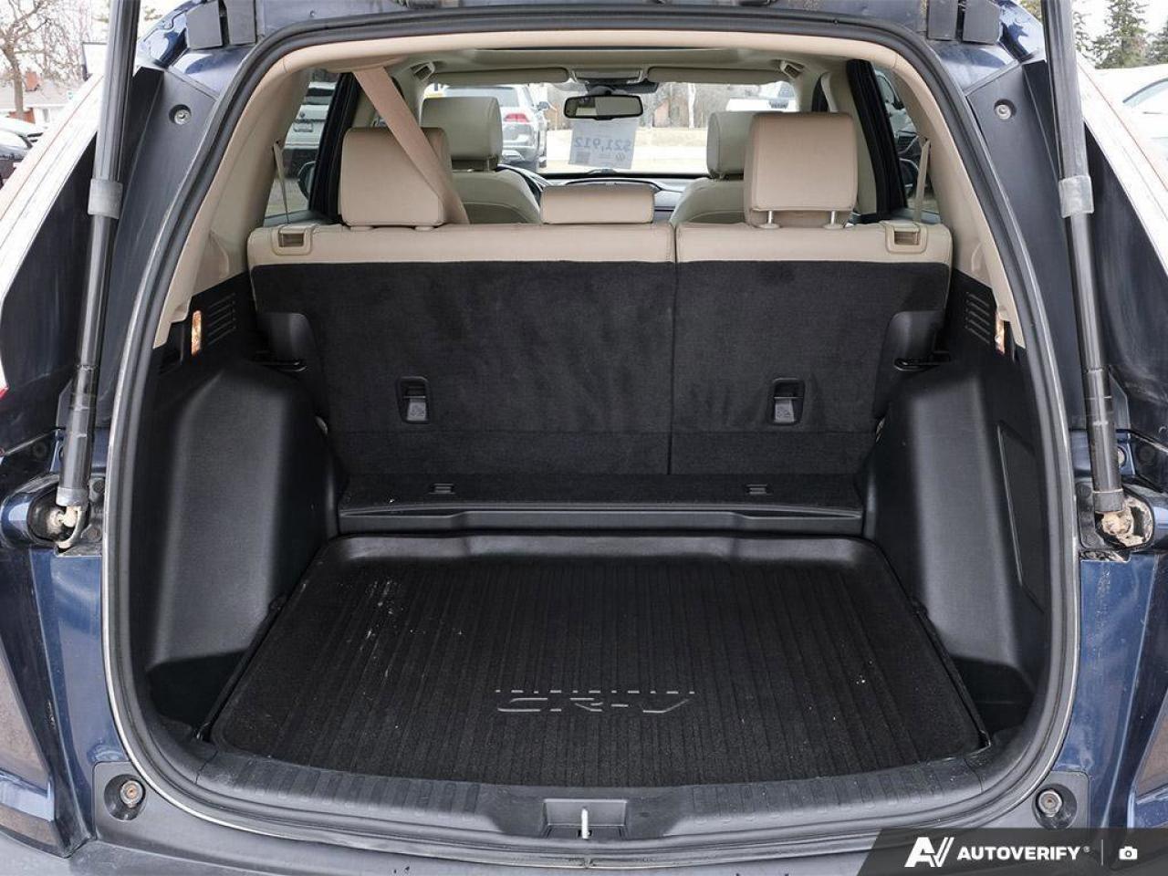 2017 Honda CR-V TouringCERTFIED AS-TRADED, AWD, BACKUP CAM, HEATED Photo