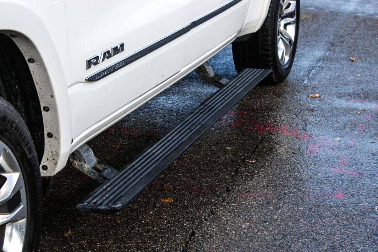 2023 RAM 1500 Limited 4x4 Crew Cab 5'7  Box Gps SiriusXM BkpCam Photo