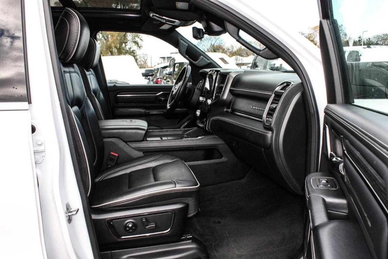 2023 RAM 1500 Limited 4x4 Crew Cab 5'7  Box Gps SiriusXM BkpCam Photo