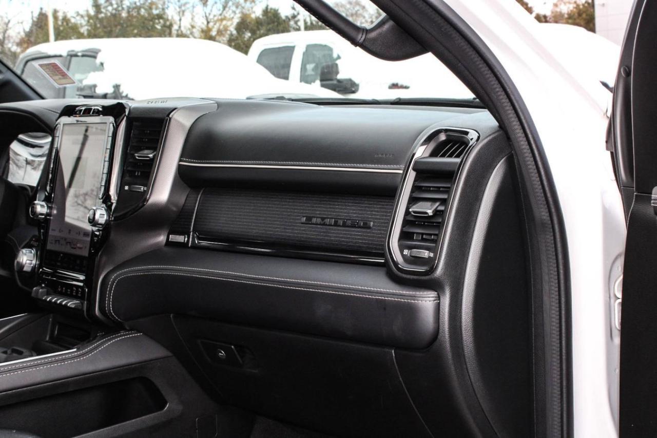 2023 RAM 1500 Limited 4x4 Crew Cab 5'7  Box Gps SiriusXM BkpCam Photo