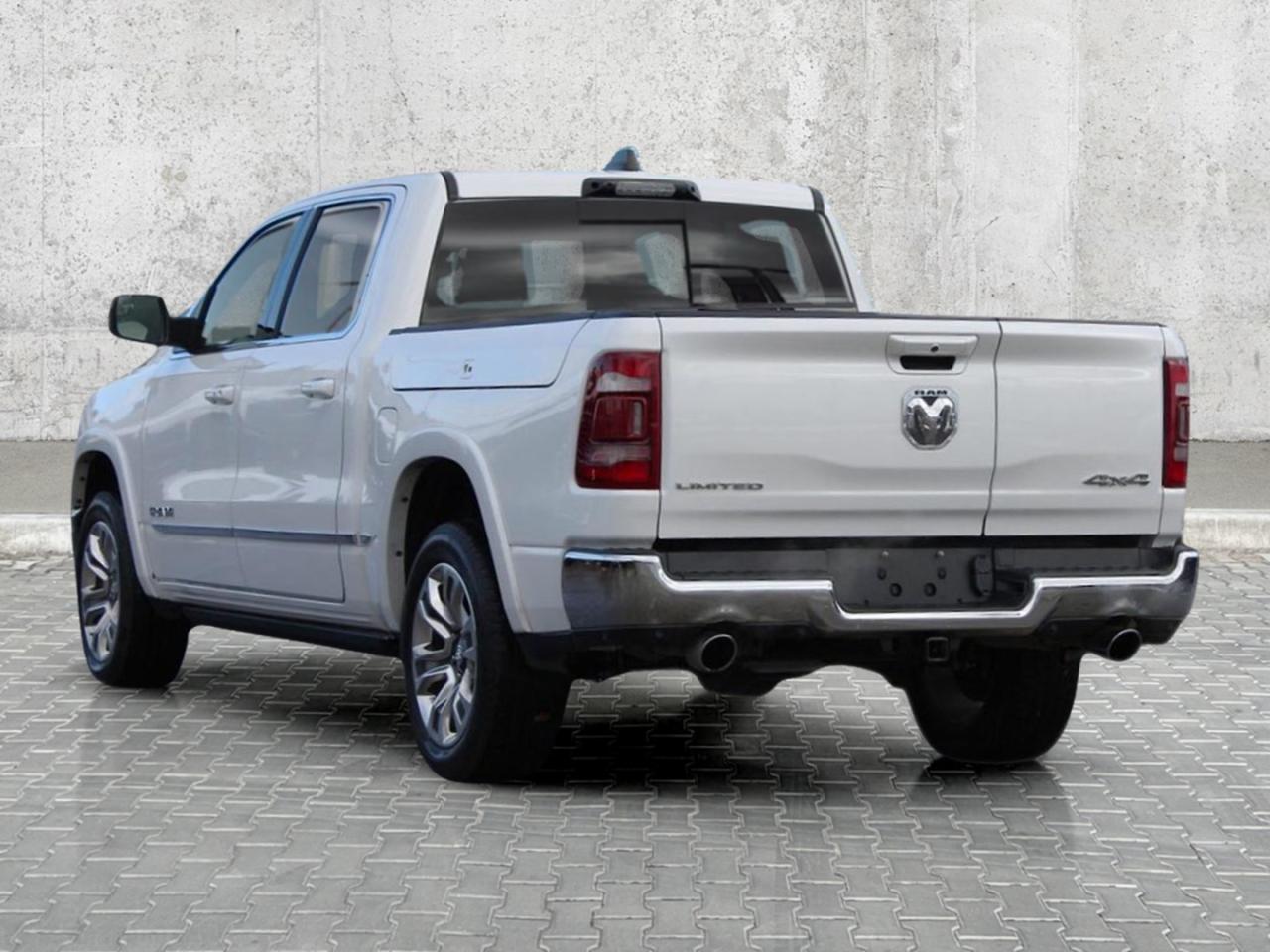 2023 RAM 1500 Limited 4x4 Crew Cab 5'7  Box Gps SiriusXM BkpCam Photo3