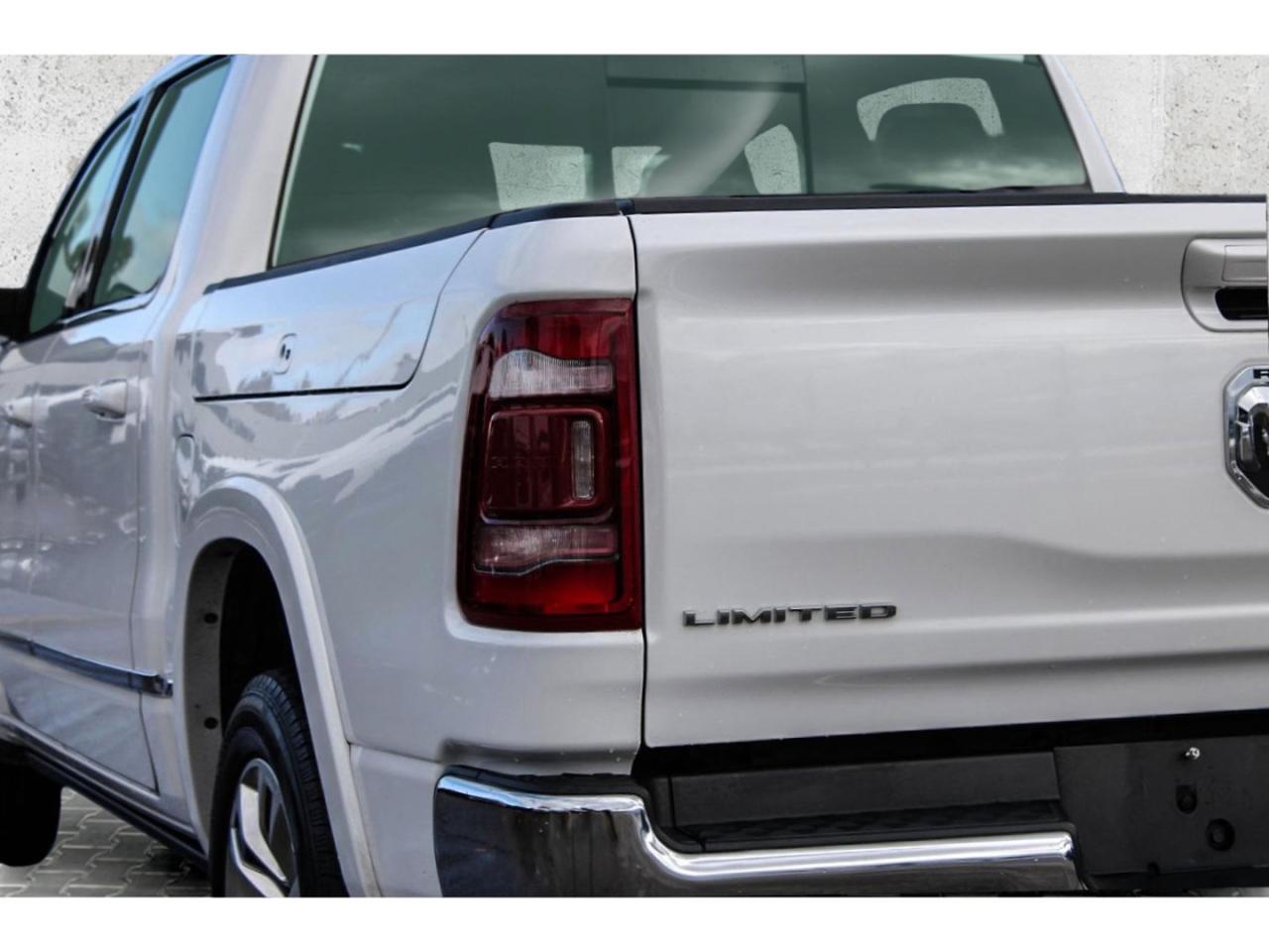 2023 RAM 1500 Limited 4x4 Crew Cab 5'7  Box Gps SiriusXM BkpCam Photo