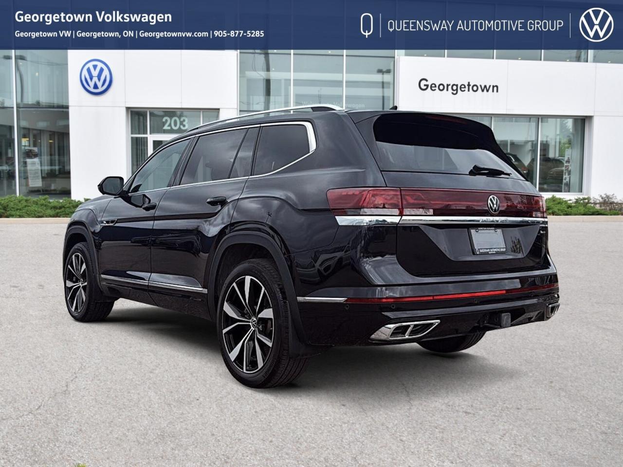 2024 Volkswagen Atlas Execline R-Line 4Motion   CarPlay   Pano Roof   36 Photo3