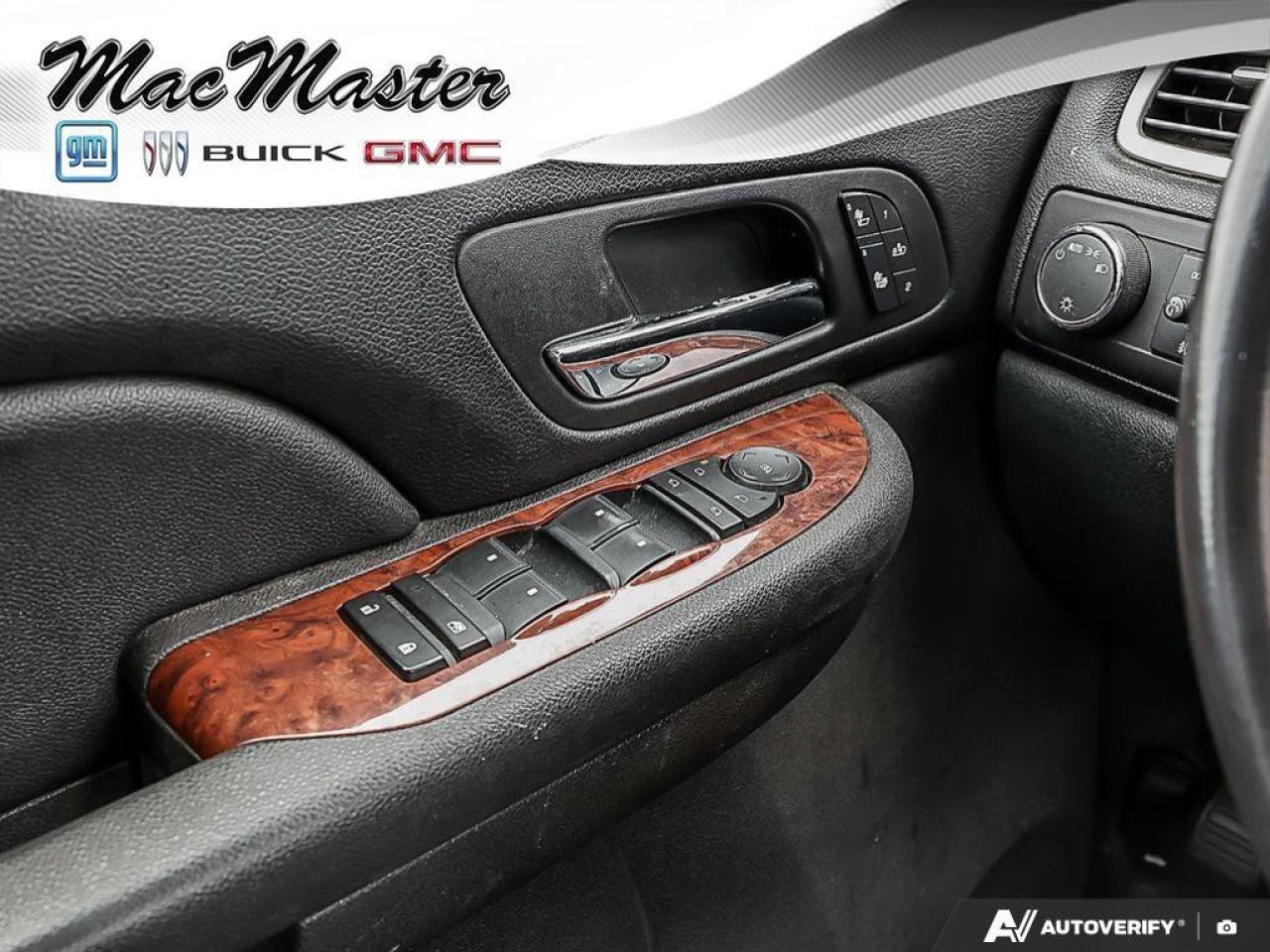 2009 GMC Sierra 1500 Work TruckSLT, CREW, 4X4, HEATED LEATHER, CHROME, Photo