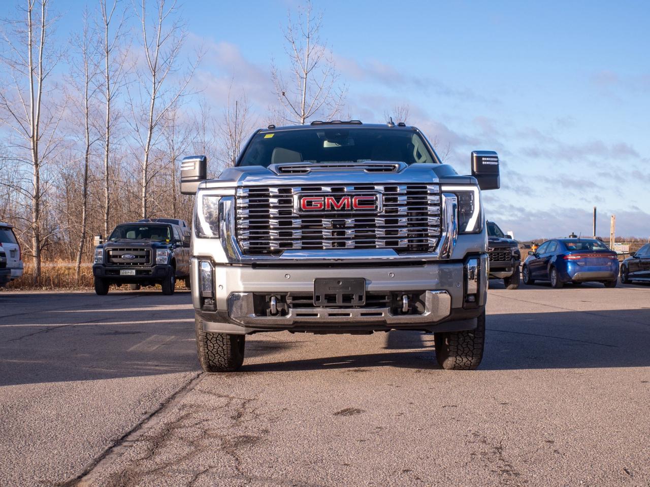 2025 GMC SIERRA 2500HD Denali - Power-Deployable Running Boards Photo2