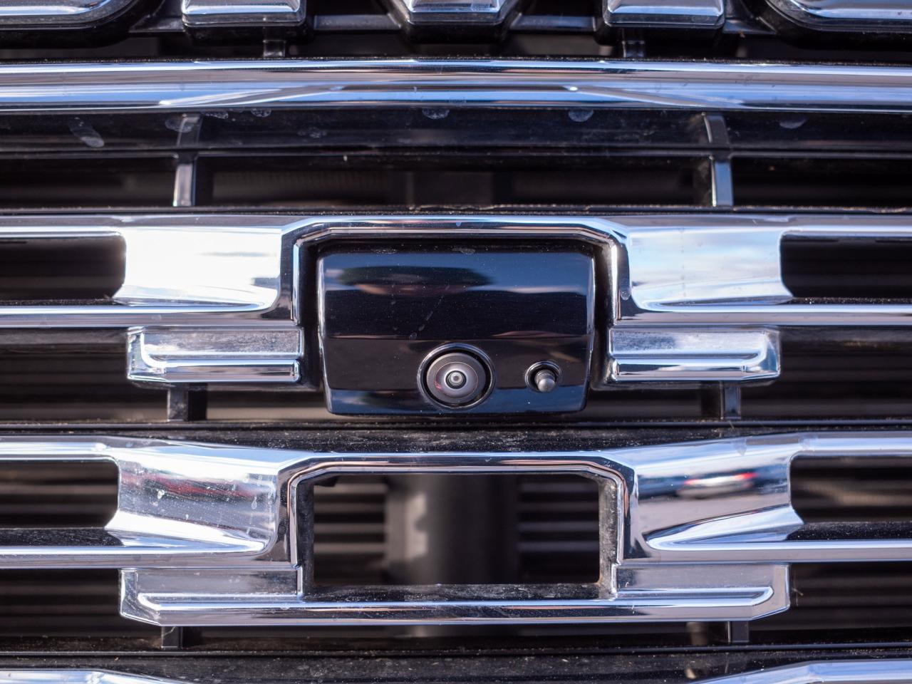 2025 GMC SIERRA 2500HD Denali - Power-Deployable Running Boards   Leather Photo