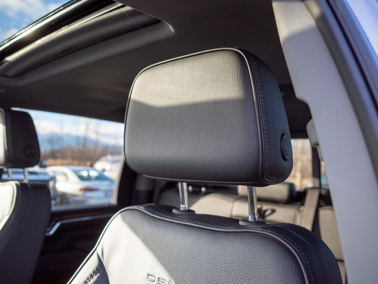 2025 GMC SIERRA 2500HD Denali - Power-Deployable Running Boards   Leather Photo