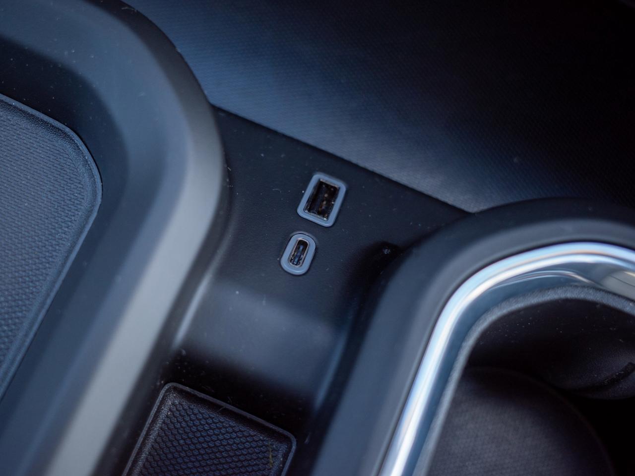 2025 GMC SIERRA 2500HD Denali - Power-Deployable Running Boards   Leather Photo