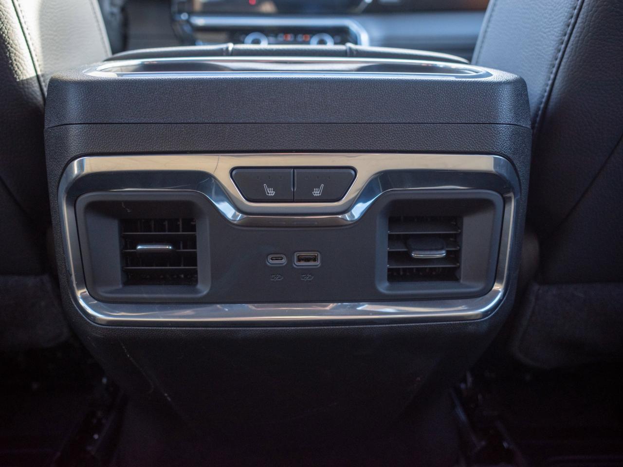 2025 GMC SIERRA 2500HD Denali - Power-Deployable Running Boards   Leather Photo