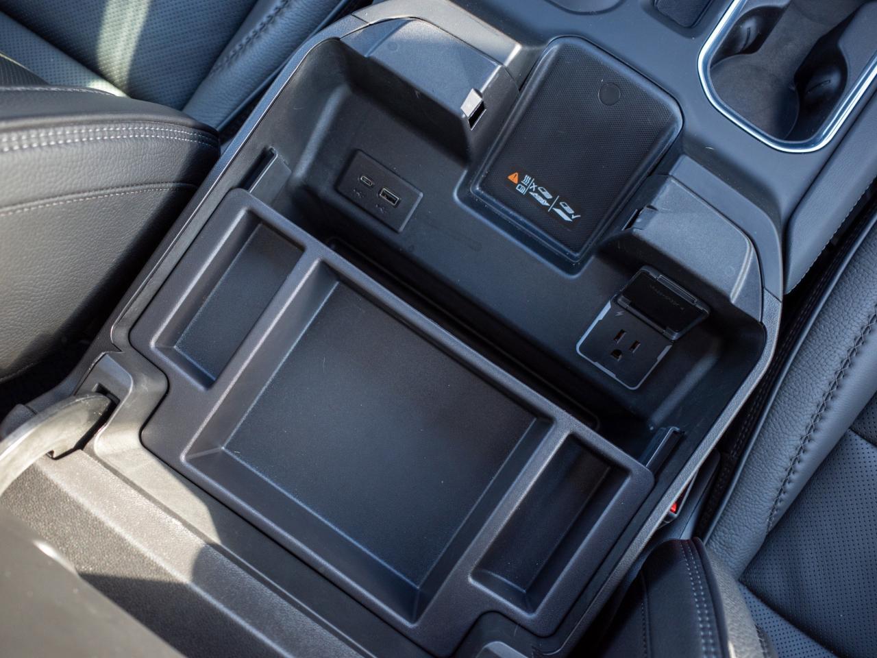 2025 GMC SIERRA 2500HD Denali - Power-Deployable Running Boards   Leather Photo