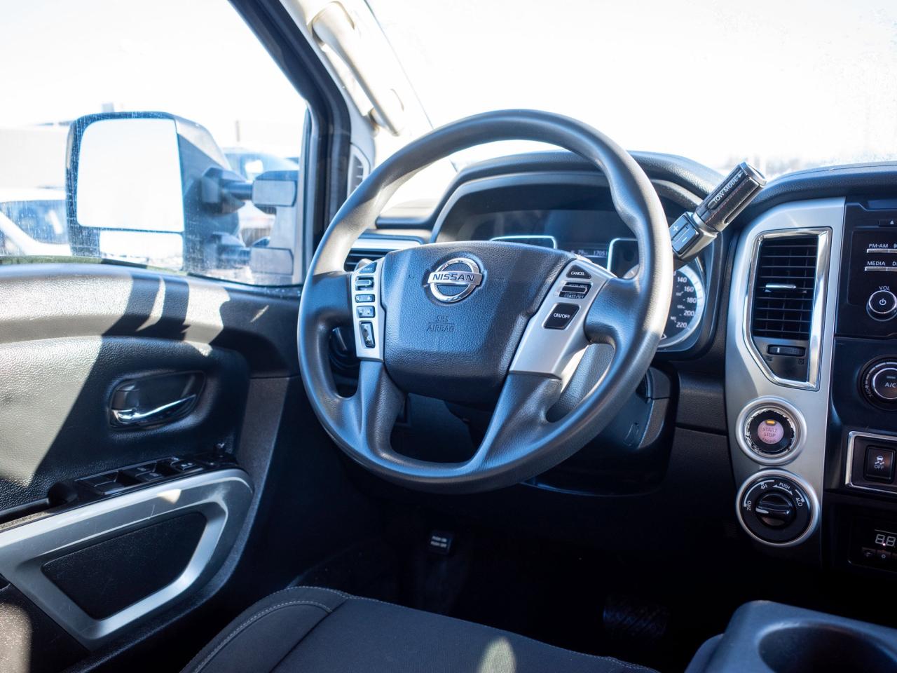 2017 Nissan Titan XD - Heated and Ventilated Seats Photo