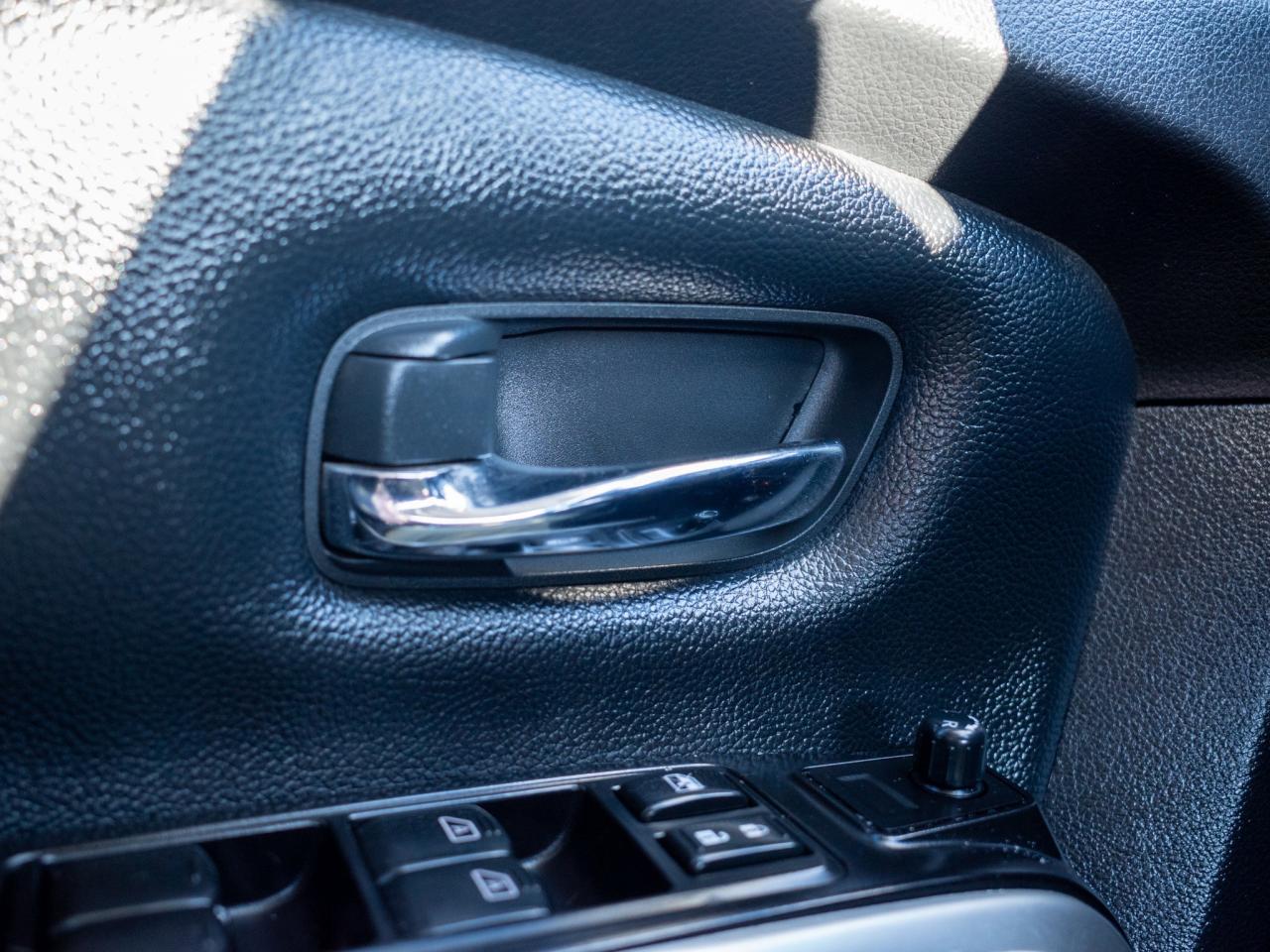 2017 Nissan Titan XD - Heated and Ventilated Seats Photo