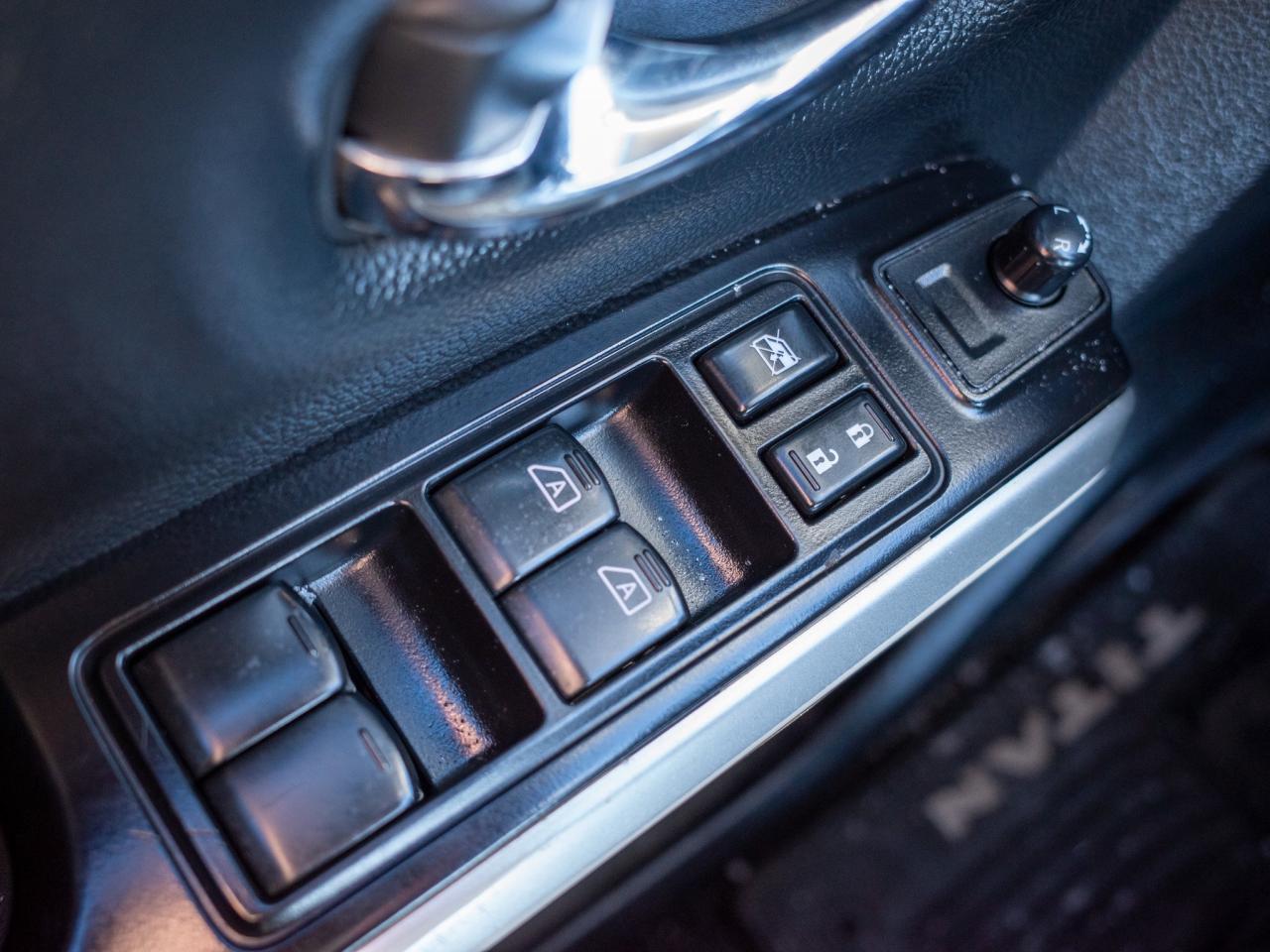 2017 Nissan Titan XD - Heated and Ventilated Seats Photo