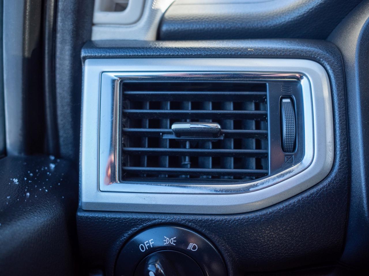 2017 Nissan Titan XD - Heated and Ventilated Seats Photo