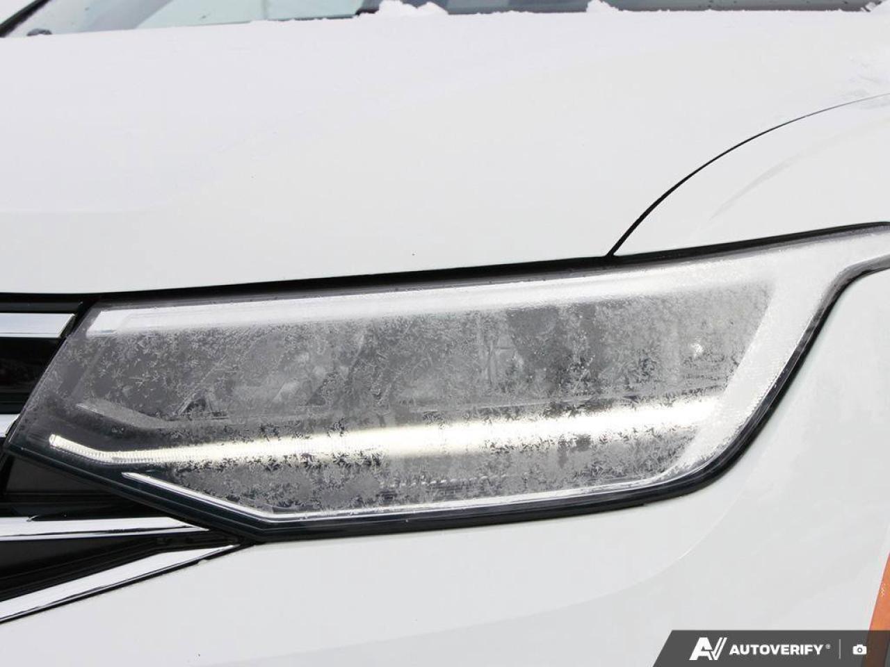 2022 Volkswagen Tiguan ComfortlineACCIDENT-FREE, AWD, CARPLAY, AWD, HTD S Photo