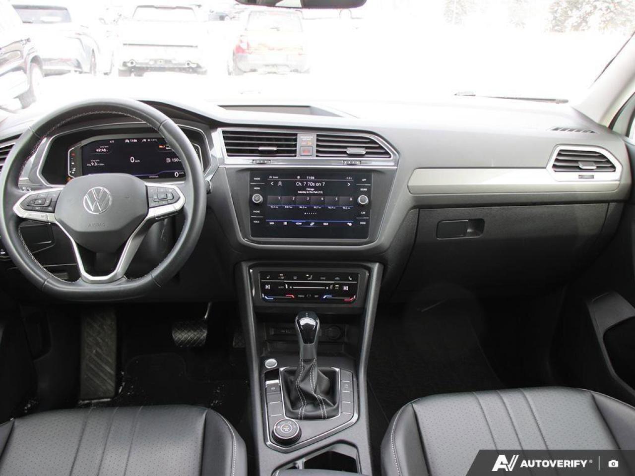 2022 Volkswagen Tiguan ComfortlineACCIDENT-FREE, AWD, CARPLAY, AWD, HTD S Photo