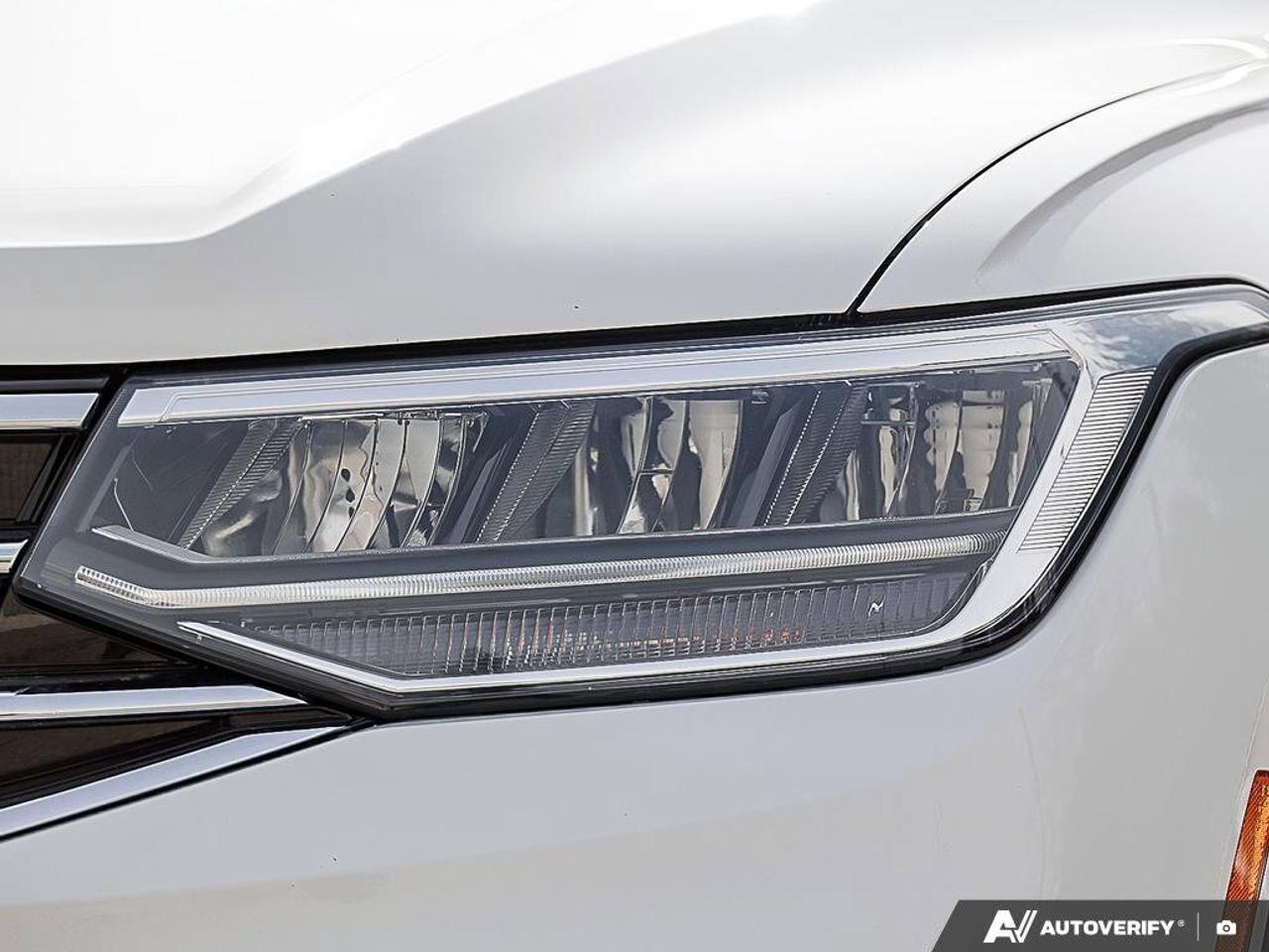 2022 Volkswagen Tiguan ComfortlineACCIDENT-FREE, AWD, CARPLAY, AWD, HTD S Photo