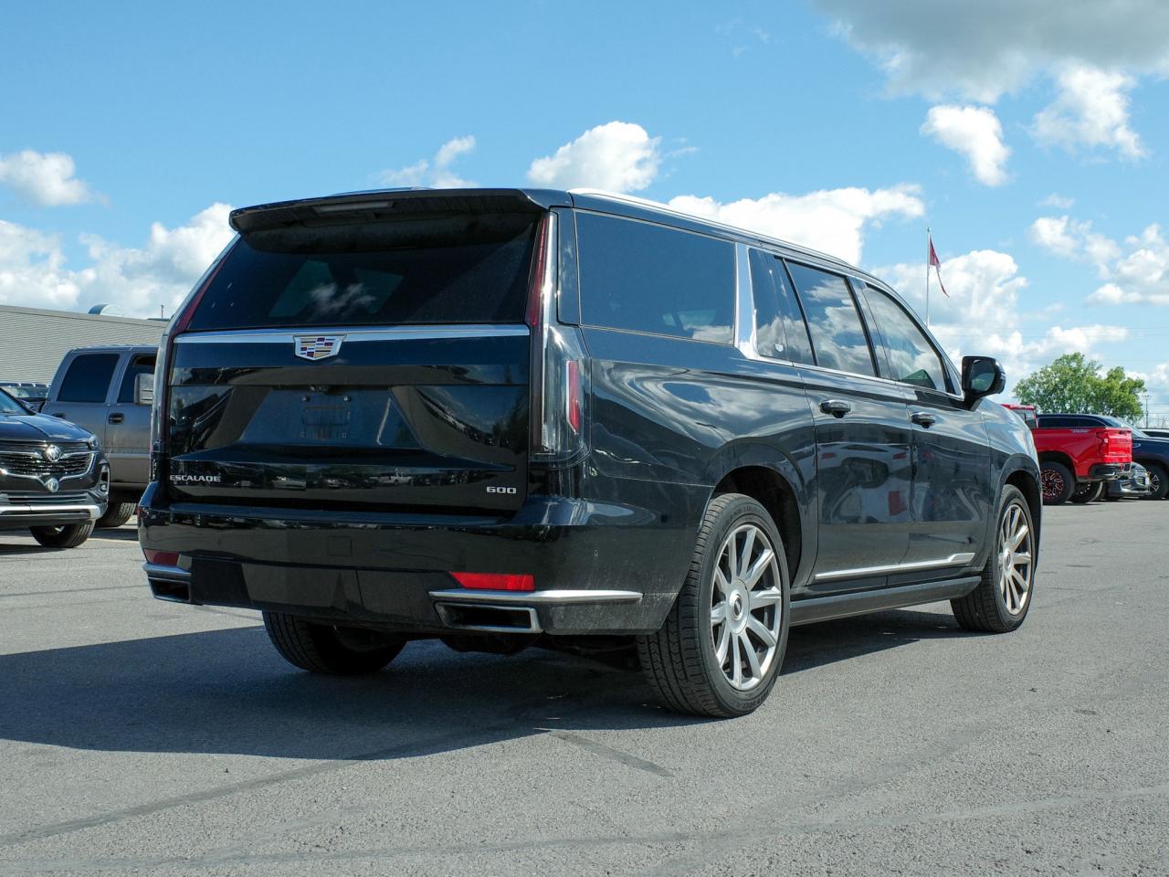 2021 Cadillac Escalade ESV Premium Luxury Platinum - Rear Seat Entertainment Photo