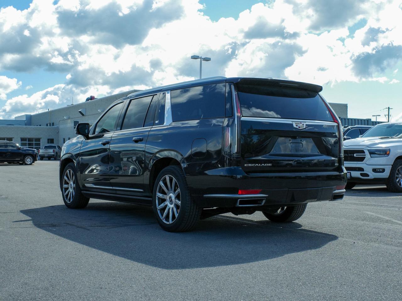 2021 Cadillac Escalade ESV Premium Luxury Platinum - Rear Seat Entertainment Photo