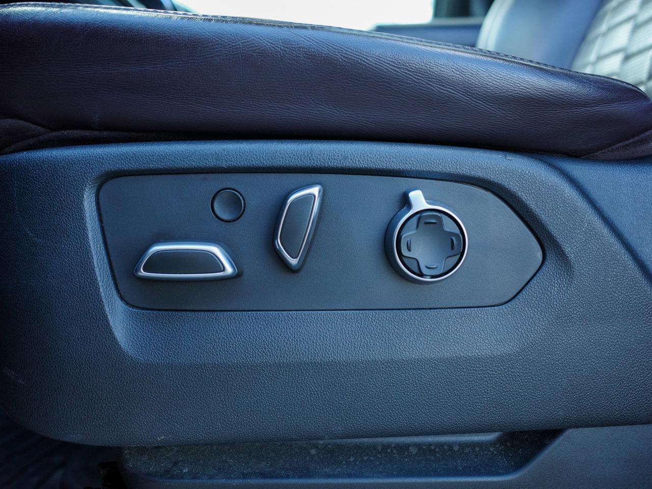 2021 Cadillac Escalade ESV Premium Luxury Platinum - Rear Seat Entertainment Photo