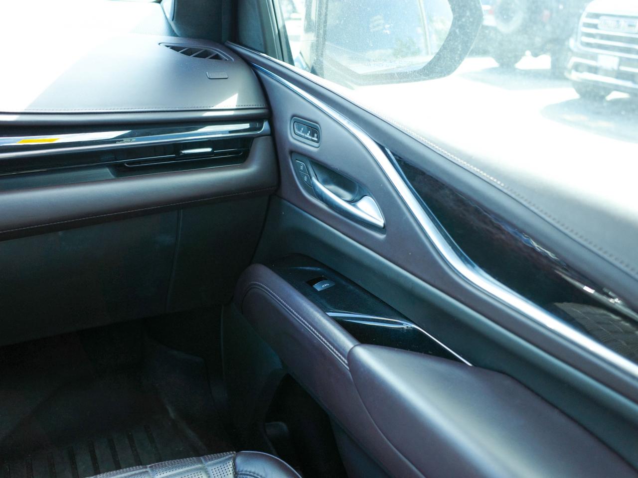 2021 Cadillac Escalade ESV Premium Luxury Platinum - Rear Seat Entertainment Photo