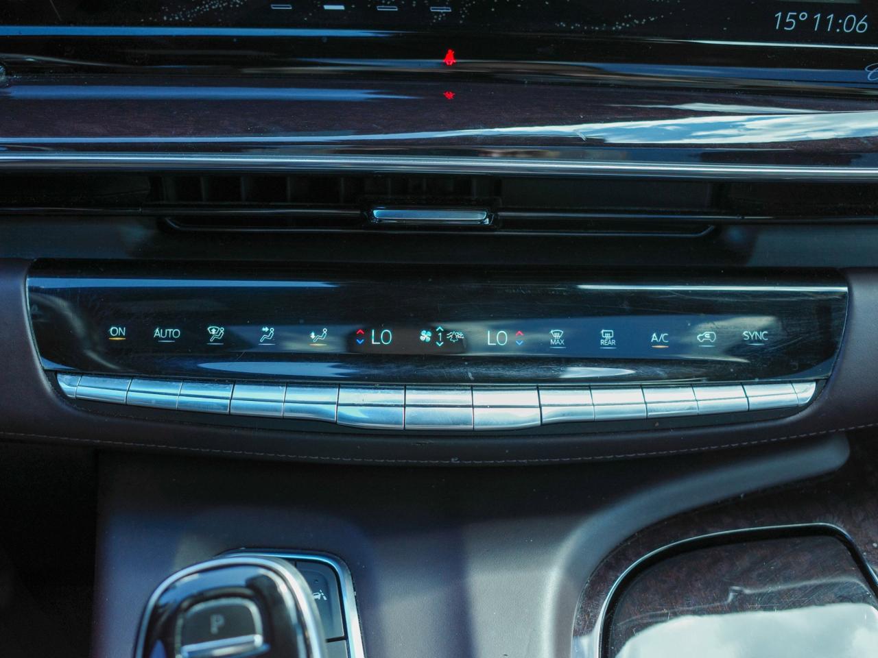 2021 Cadillac Escalade ESV Premium Luxury Platinum - Rear Seat Entertainment Photo