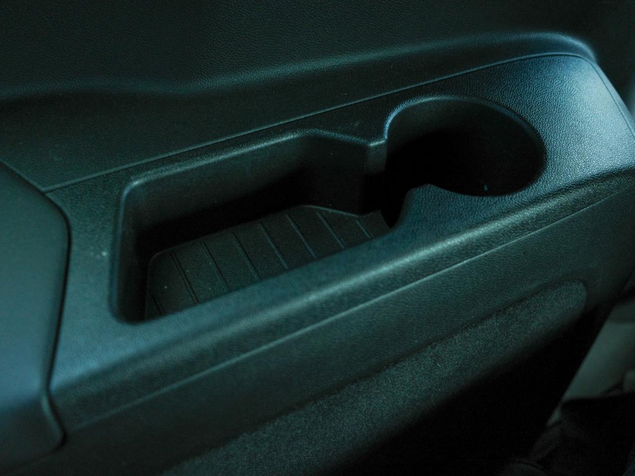 2021 Cadillac Escalade ESV Premium Luxury Platinum - Rear Seat Entertainment Photo