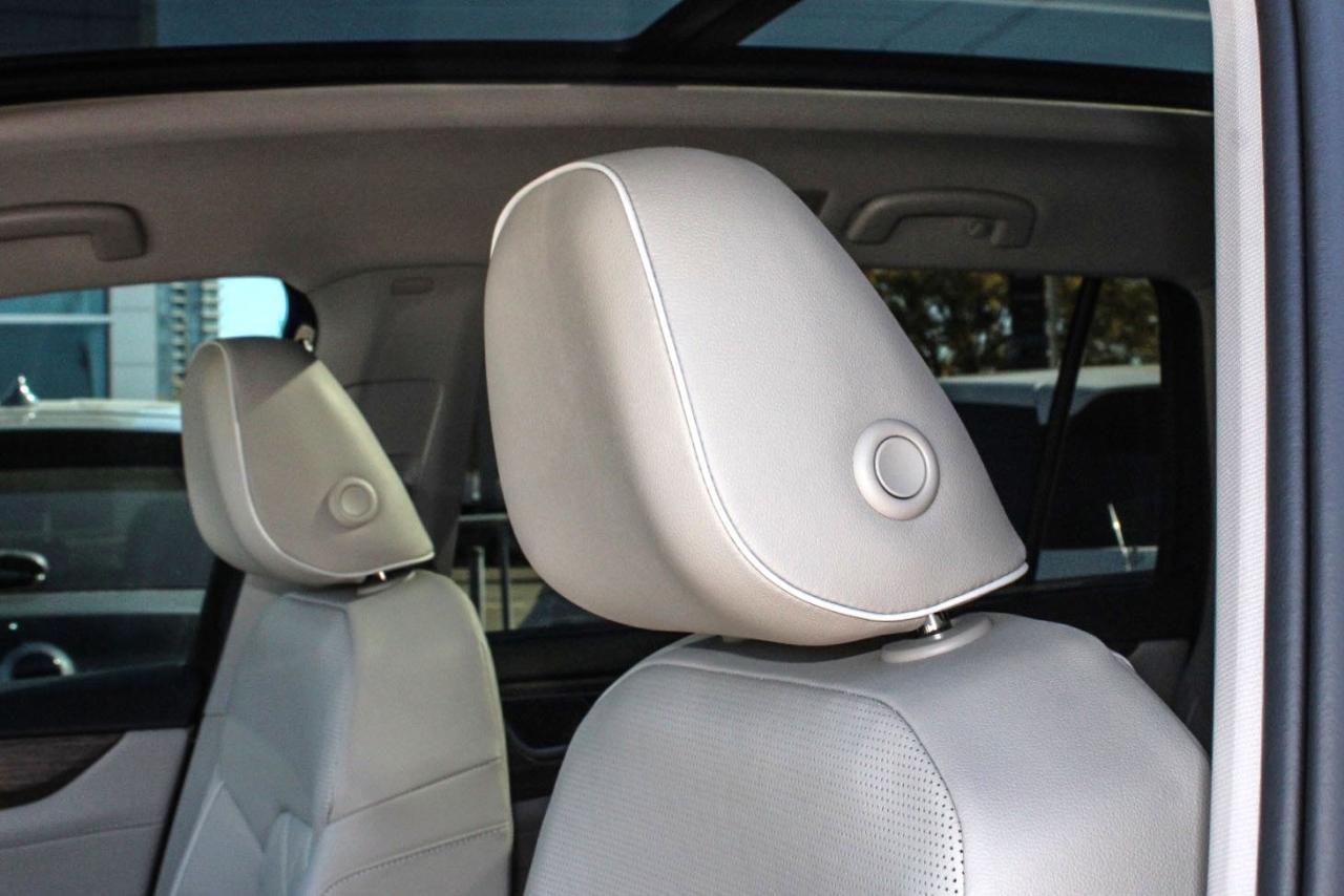 2024 Volkswagen Atlas Execline 2.0 TSI 4MOTION  Gps BkpCam HtdSeats Photo