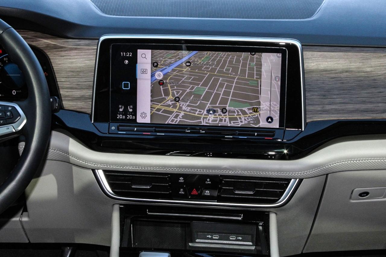 2024 Volkswagen Atlas Execline 2.0 TSI 4MOTION  Gps BkpCam HtdSeats Photo