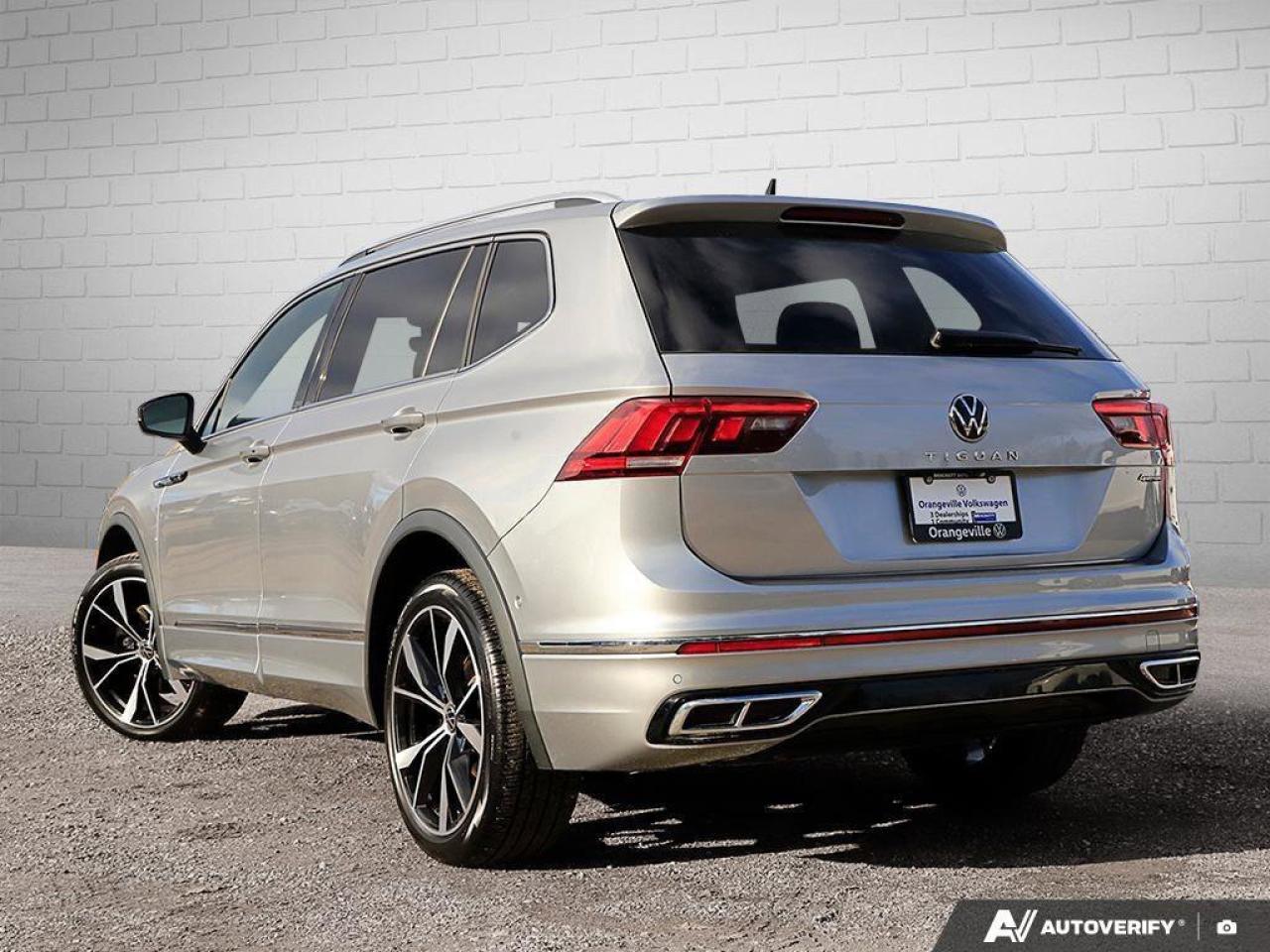 2022 Volkswagen Tiguan Highline R-LineONE-OWNER, ACCIDENT-FREE, SUNROOF, Photo3