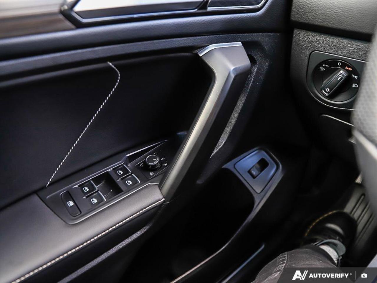 2022 Volkswagen Tiguan Highline R-LineONE-OWNER, ACCIDENT-FREE, SUNROOF, Photo