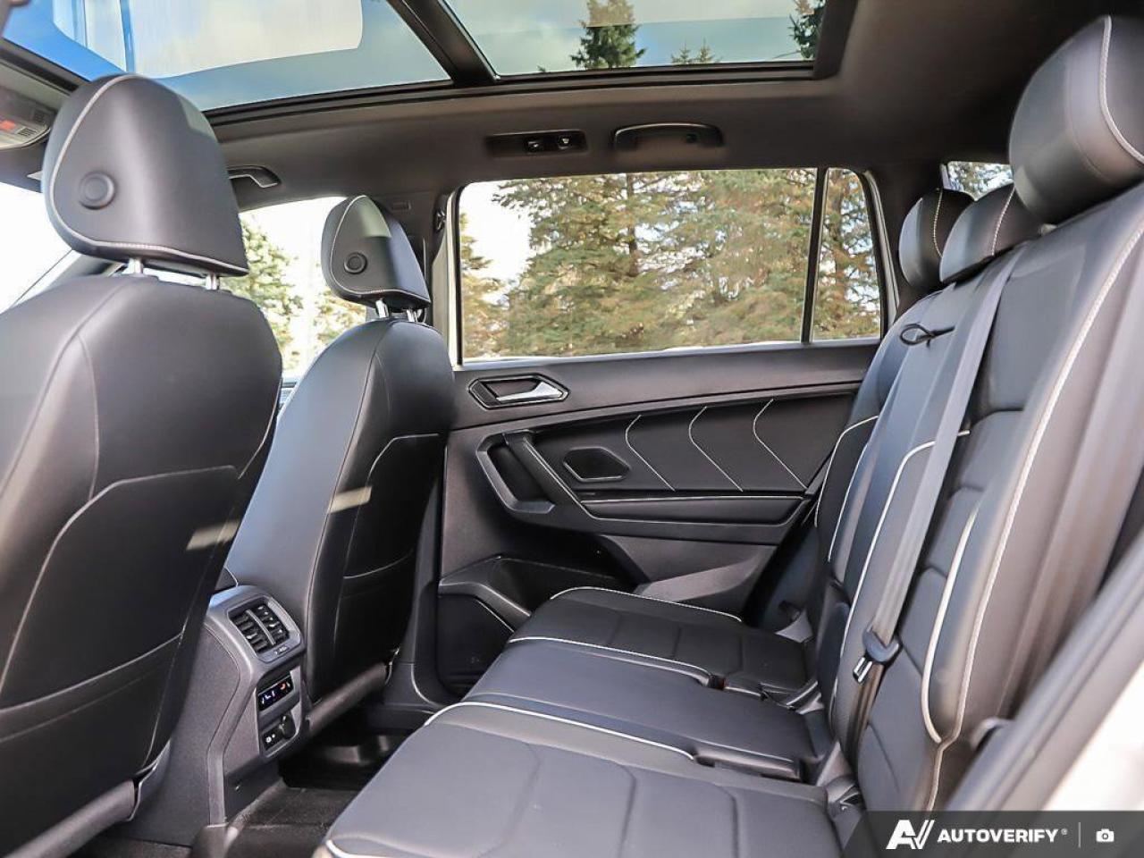 2022 Volkswagen Tiguan Highline R-LineONE-OWNER, ACCIDENT-FREE, SUNROOF, Photo