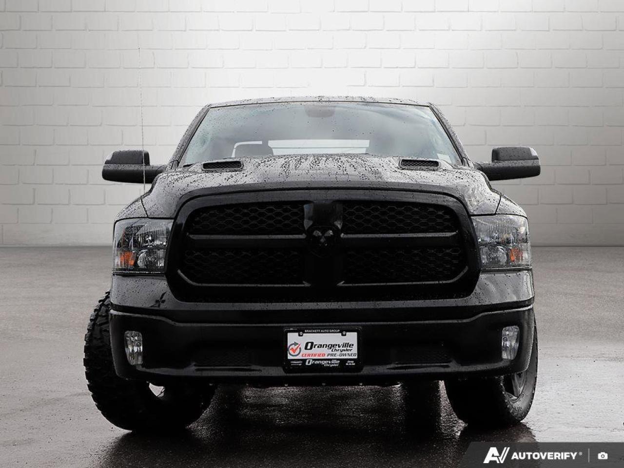 2023 RAM 1500 Classic SLTSLT, HEMI, V8, 4X4, CLOTH, REMOTE START, 1-OWNE Photo