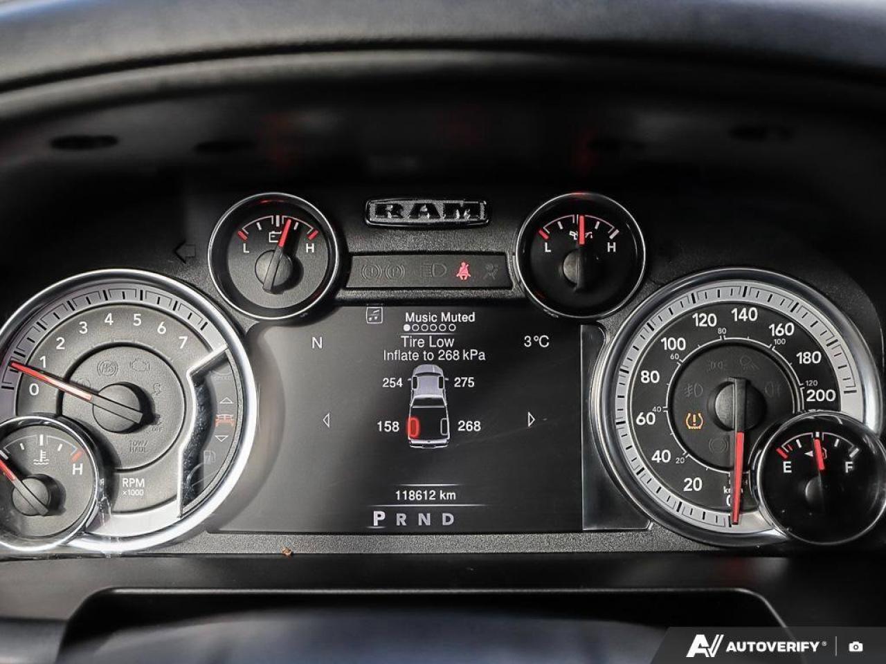 2023 RAM 1500 Classic SLTSLT, HEMI, V8, 4X4, CLOTH, REMOTE START, 1-OWNE Photo