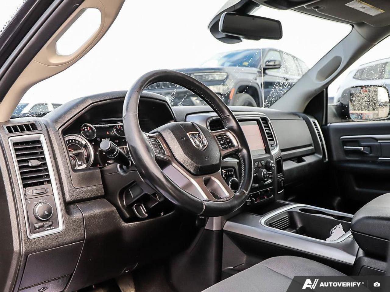 2023 RAM 1500 Classic SLTSLT, HEMI, V8, 4X4, CLOTH, REMOTE START, 1-OWNE Photo