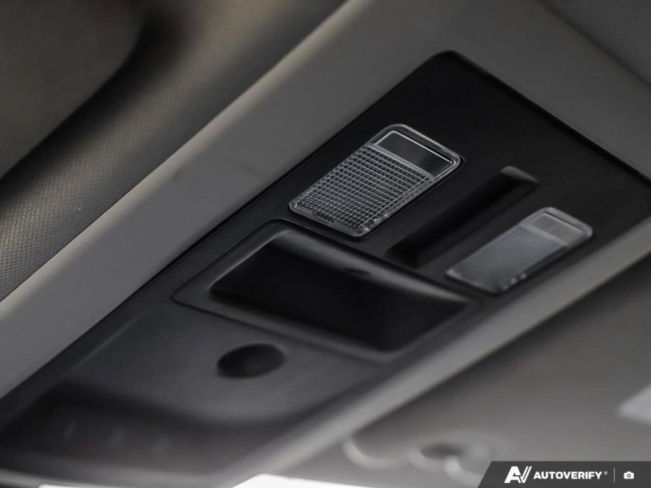 2023 RAM 1500 Classic SLTSLT, HEMI, V8, 4X4, CLOTH, REMOTE START, 1-OWNE Photo