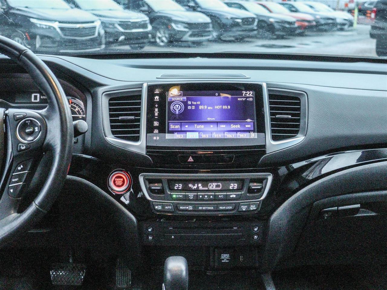 2019 Honda Ridgeline Touring LEATHER NAVI SUNROOF Photo