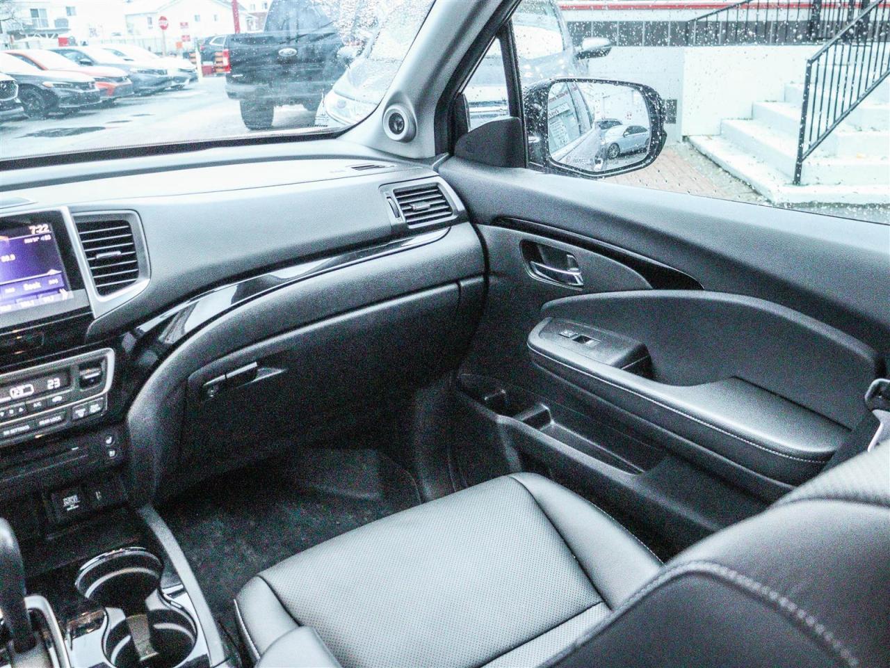 2019 Honda Ridgeline Touring LEATHER NAVI SUNROOF Photo