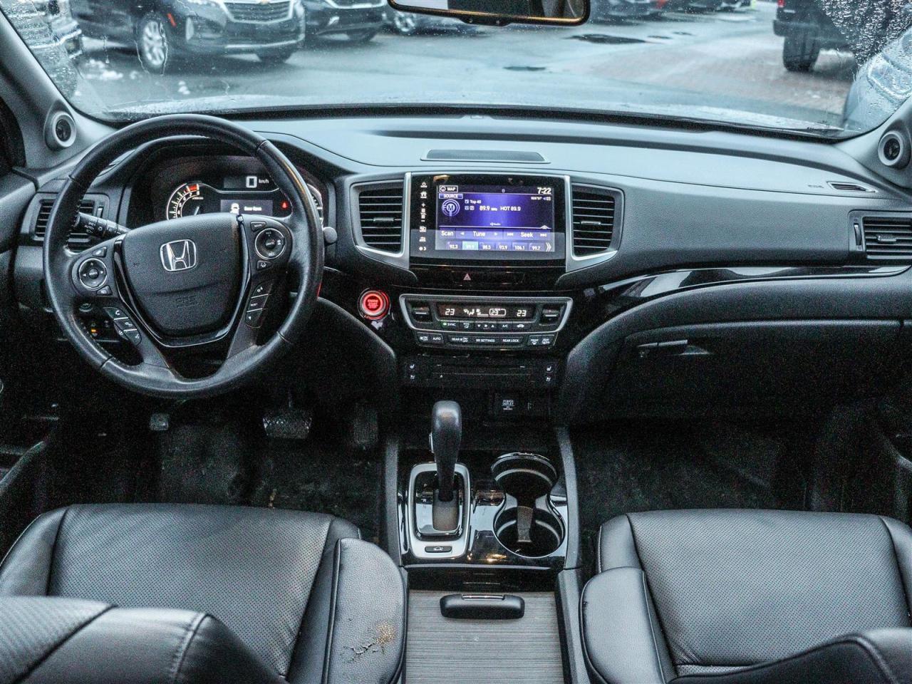 2019 Honda Ridgeline Touring LEATHER NAVI SUNROOF Photo