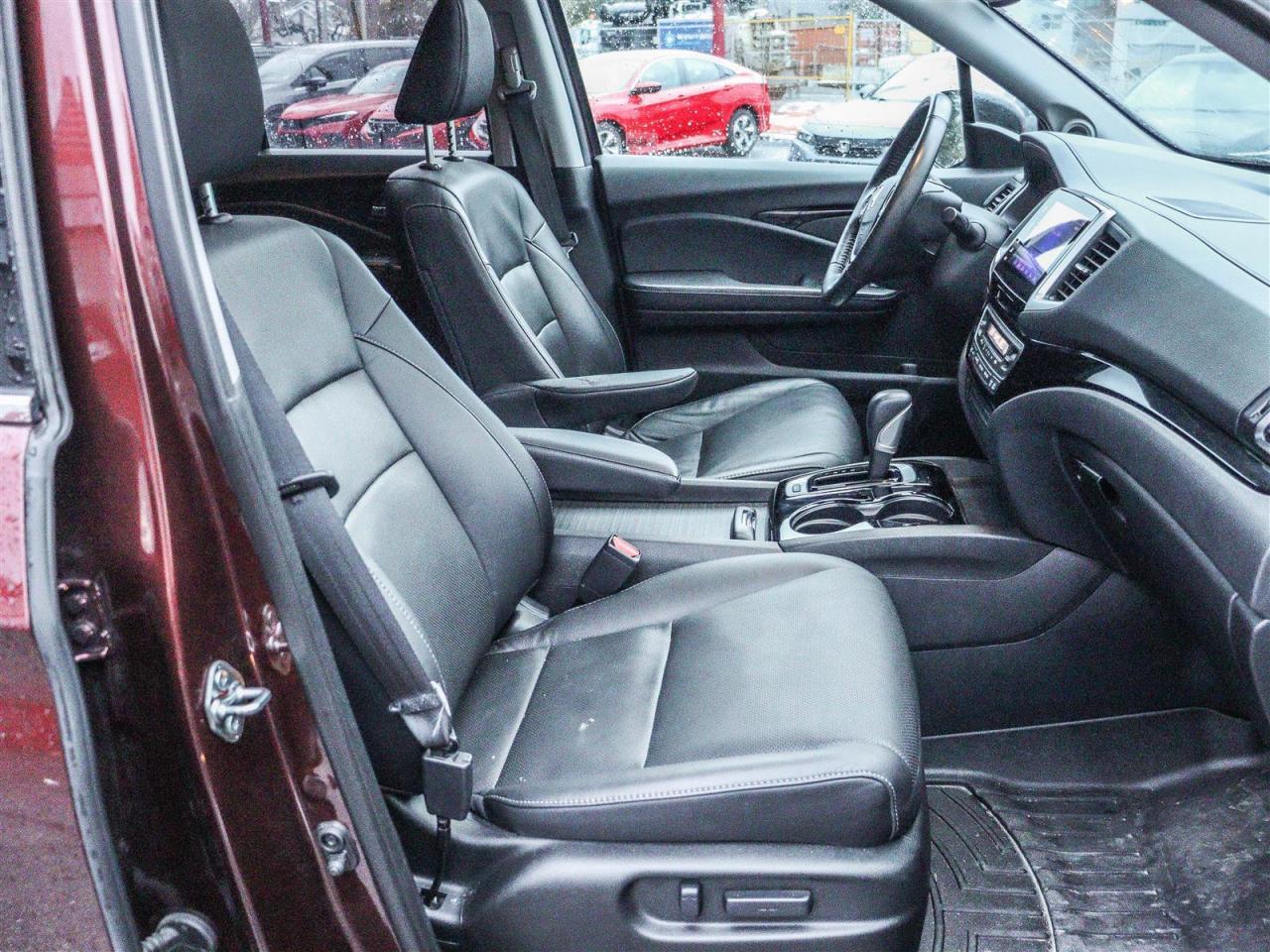 2019 Honda Ridgeline Touring LEATHER NAVI SUNROOF Photo