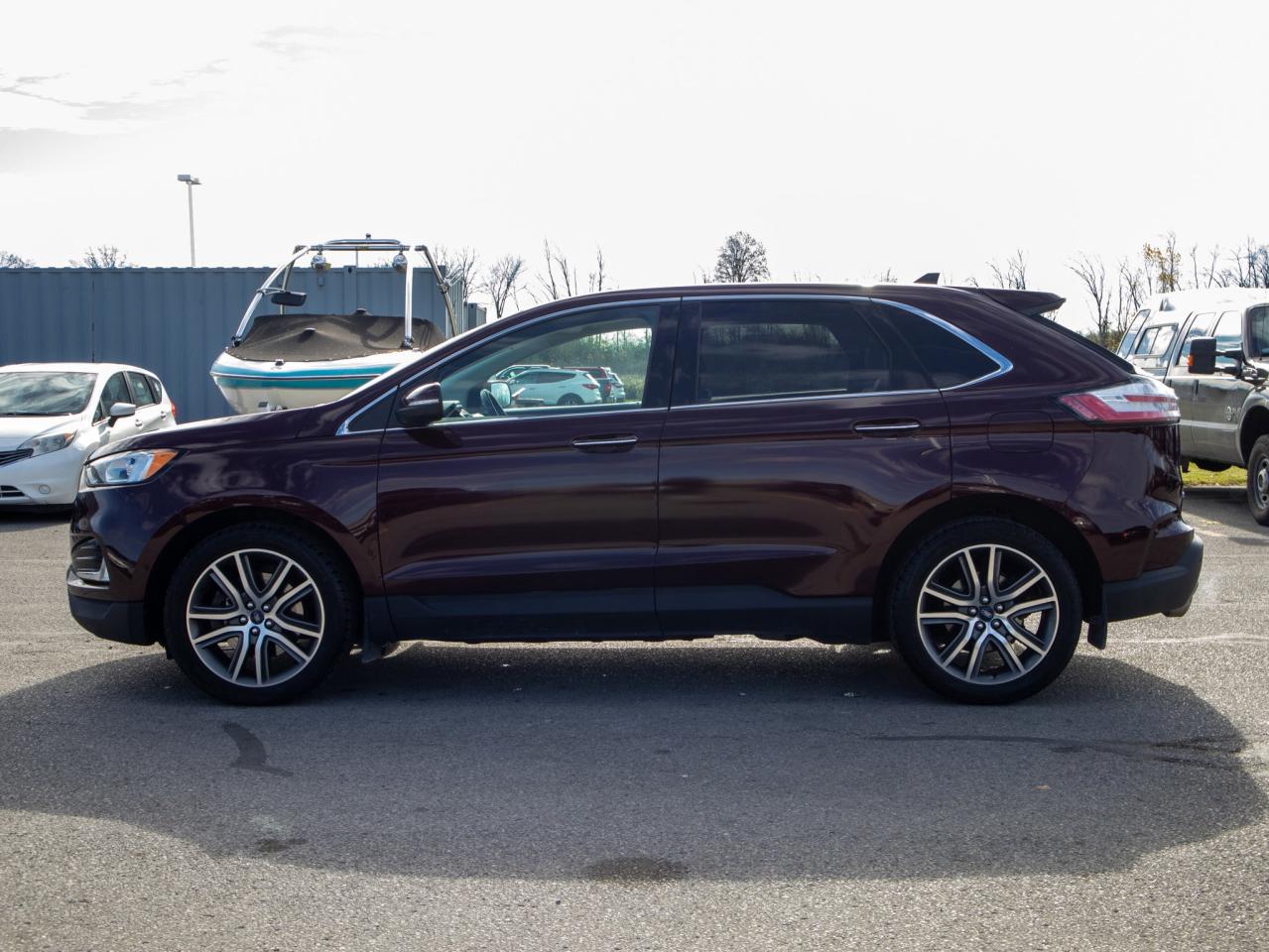 2020 Ford Edge Titanium - Heated, Ventilated Seats Photo