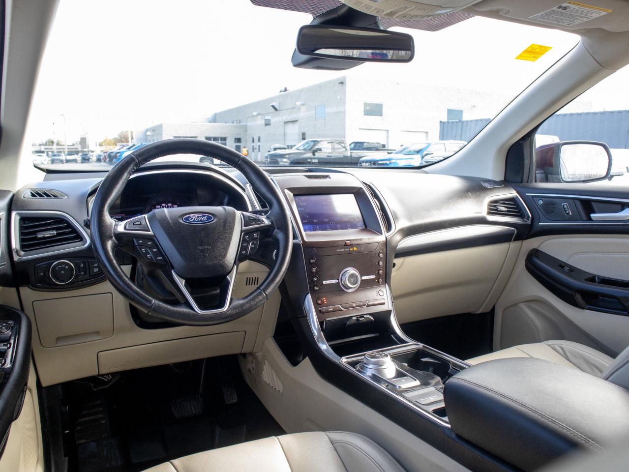 2020 Ford Edge Titanium - Heated, Ventilated Seats Photo