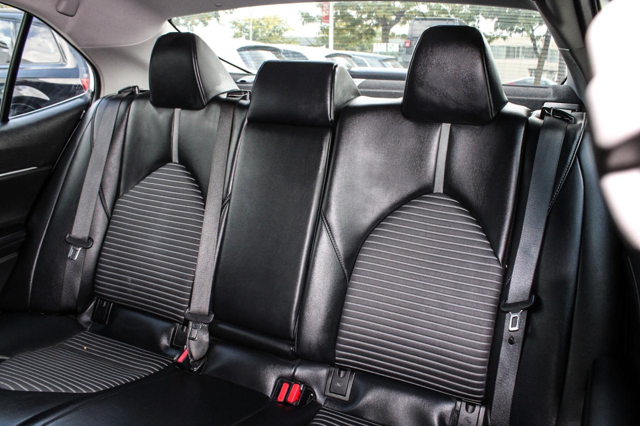 2021 Toyota Camry SE  HtdSeats BkpCam Photo
